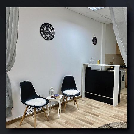 Sky Apartman Stara Pazova Eksteriør bilde